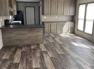 513 10th St, Ogden, KS 66517