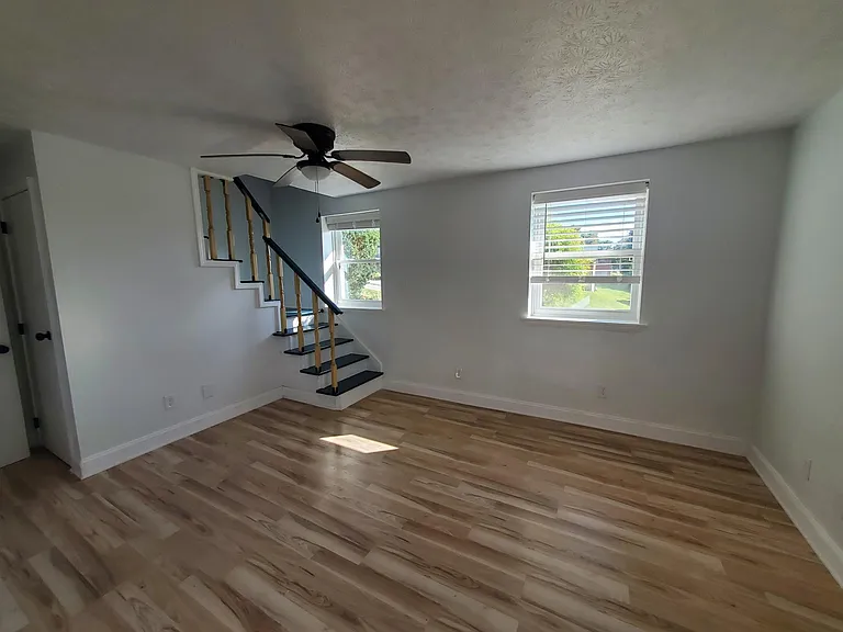 109 Fuller Way #109 — Photo 6