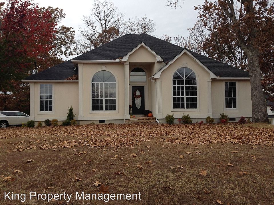 1st image of 409 Southwood Dr