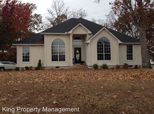 409 Southwood Dr, Oxford, AL 36203