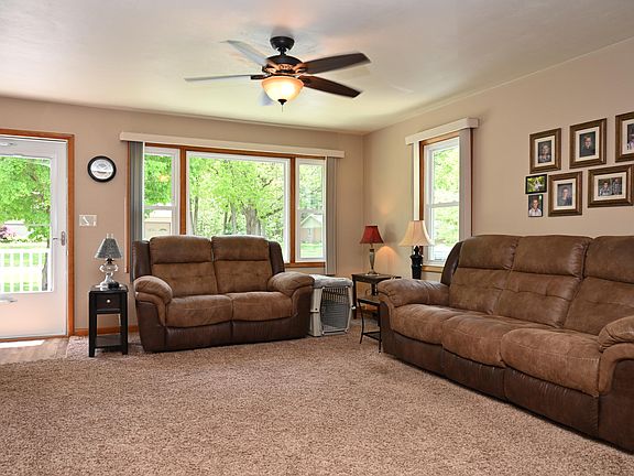 5th image of 1314 E Oak Dr S