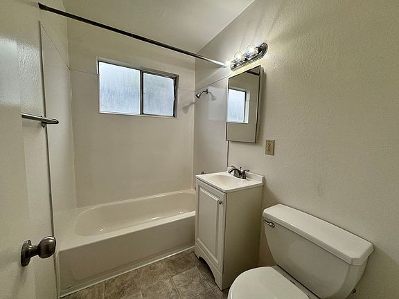 5th image of 2309 I St #12