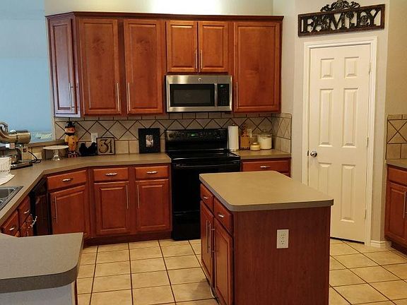 4th image of 7512 Brittany Pl