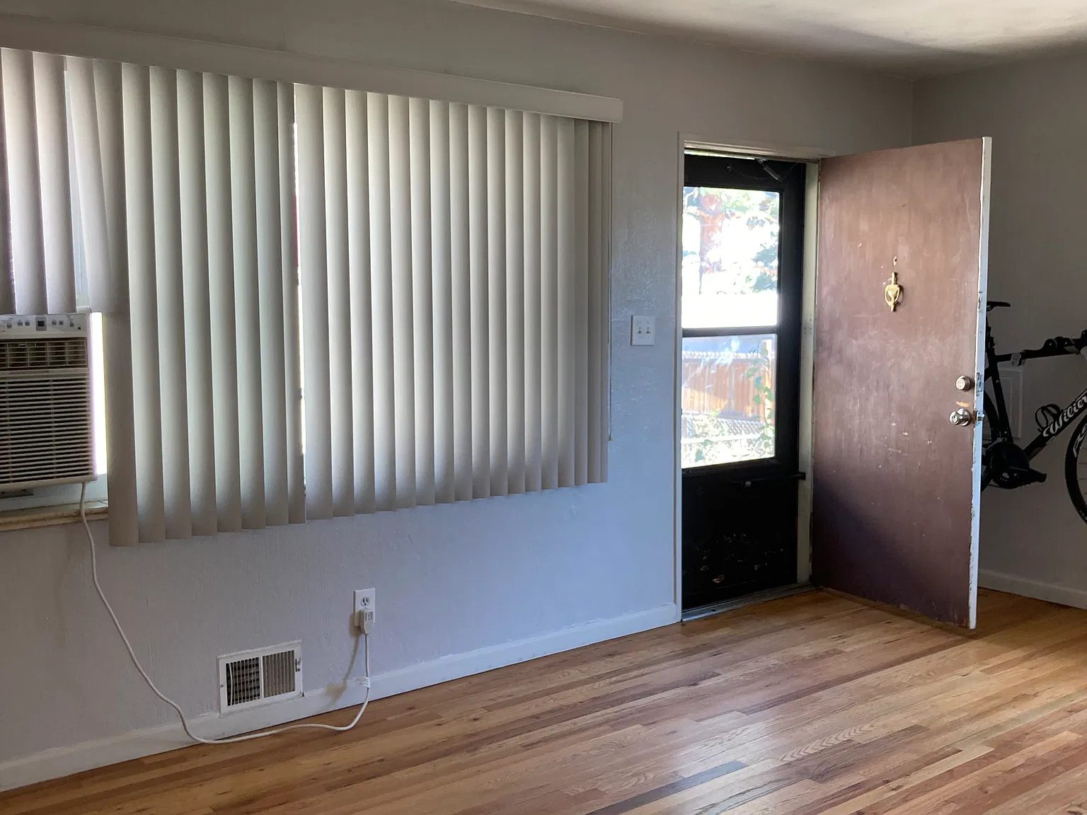 1 bed, 550 sqft, $1,450 — Photo 2