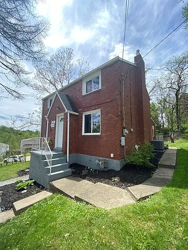 103 Grove Rd Photo 1