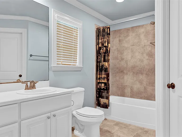 4631 Regent Manor Dr — Photo 25