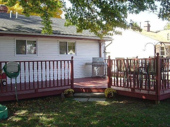 3rd image of 1116 Joyce Ln