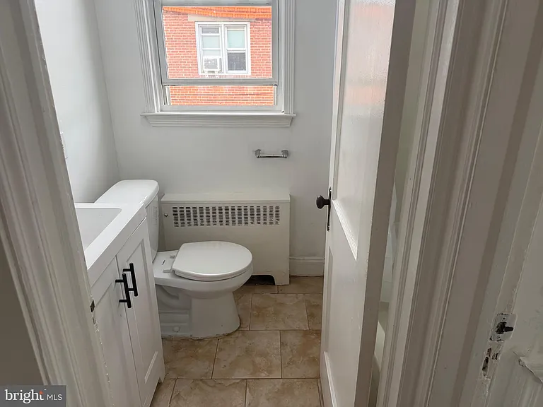 2420 Cedar Ln #2 — Photo 10