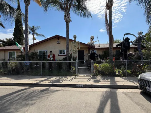 223 W Buena Vista Avenue, Visalia, CA 93291