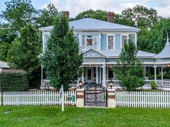 514 Covington St, Jackson, GA 30233