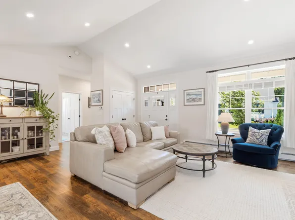 1 Blueberry Lane, Old Orchard Beach, ME 04064