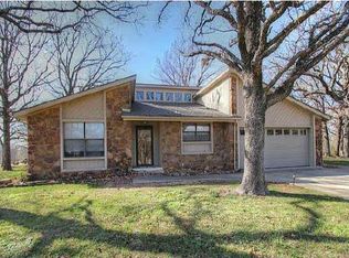 12318 S Skyline Dr, Jenks, OK 74037