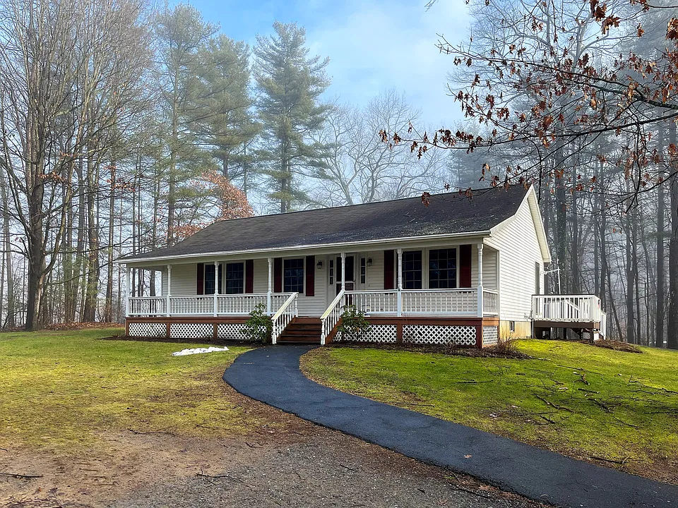 44 Phillips Rd #A
