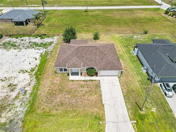 3rd image of 2507 NW 7th St