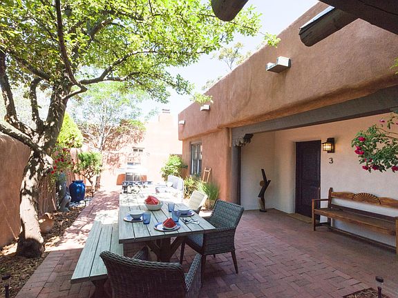 2nd image of 102 Pena Pl #3