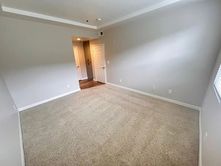 4623 Willis Ave — Photo 35