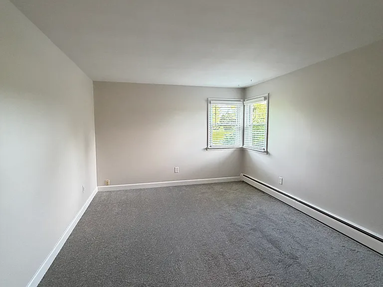348 Whitney Rd #C — Photo 8