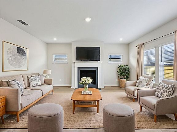 3rd image of 7220 Ensemble Ct