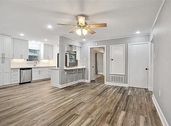 3rd image of 2032 Neyrey Dr