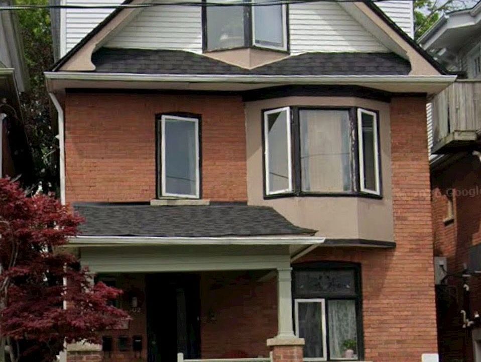 1st image of 302 Woodbine Ave #1