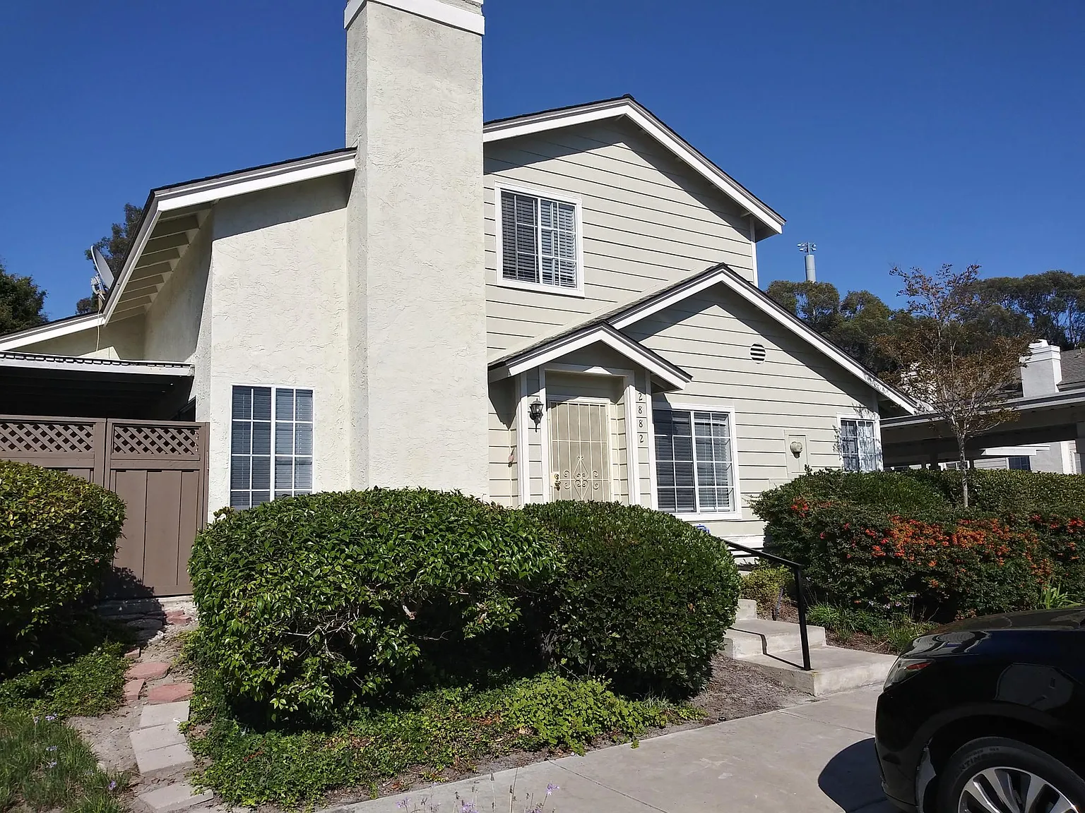 3 bed, 1276 sqft, $3,600 — Photo 3