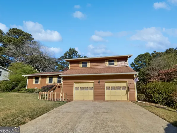 1680 Drakes Dr, Jonesboro, GA 30236