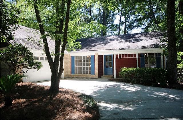 1st image of 212 Woodridge Blvd
