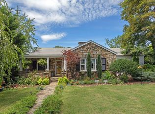 16 Lorraine Ave, Asheville, NC 28804