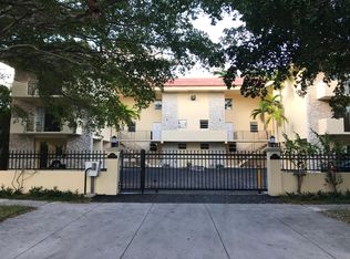 11 Edgewater Dr APT 8, Coral Gables, FL 33133