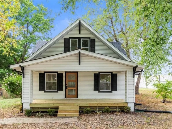 810 NW Thieme St, Grain Valley, MO 64029