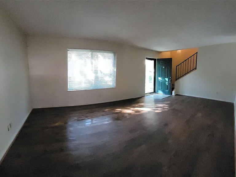 2139 Shiveley Cir — Photo 7