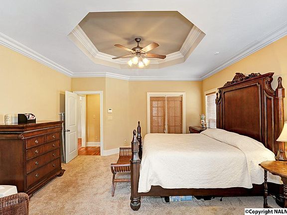 4th image of 115 Waterchase Dr