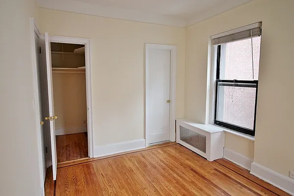 Rented by Julianna Realty Corp | media 7