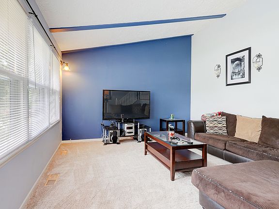 5th image of 1931 Marigold Ln