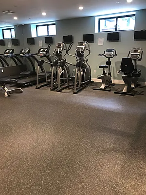 Rented by Bruman Realty | media 32