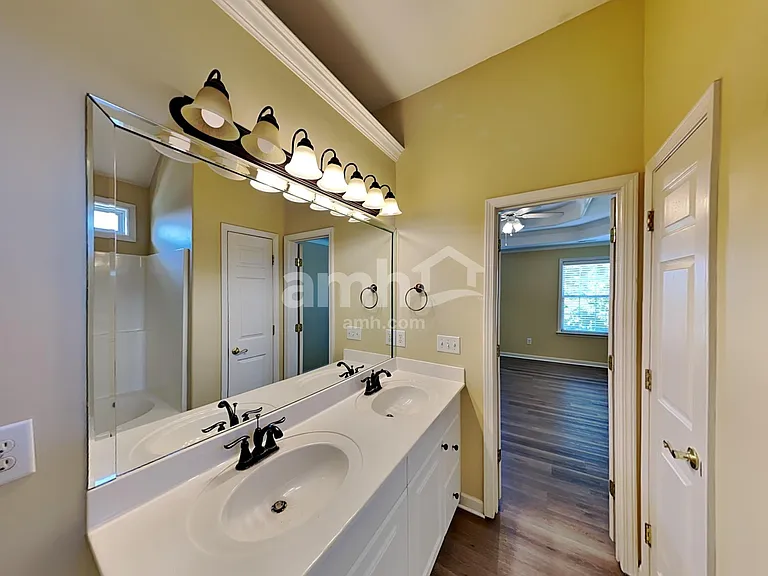 2201 Ipswitch Dr — Photo 12
