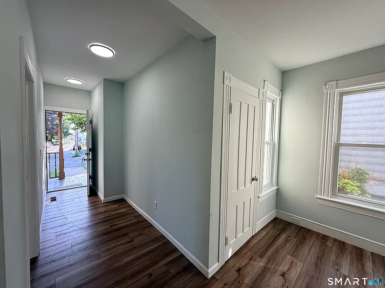 26 Taylor Ave — Photo 22