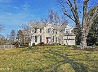 1216 Olde Towne Rd, Alexandria, VA 22307