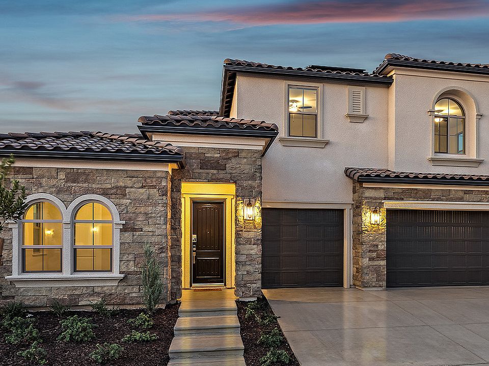 Aria Formal Italian Exterior