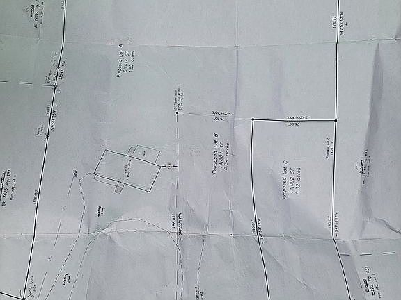 2nd image of 8 Glen St