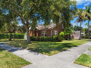 1201 Harrison St, Hollywood, FL 33019