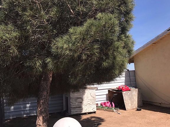 4th image of 16734 Mesa St