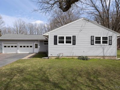 56 Balcom Dr, East aurora, NY, 14052