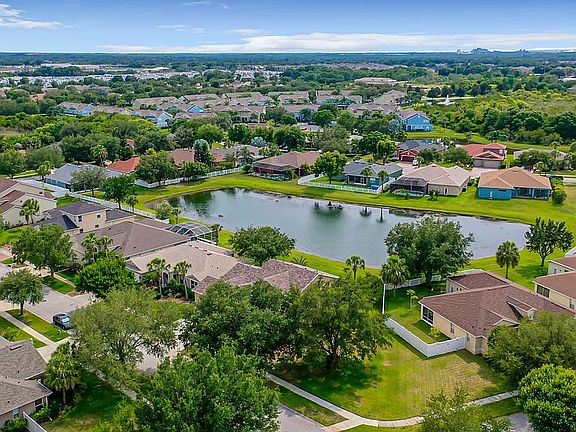2nd image of 11814 Holly Creek Dr