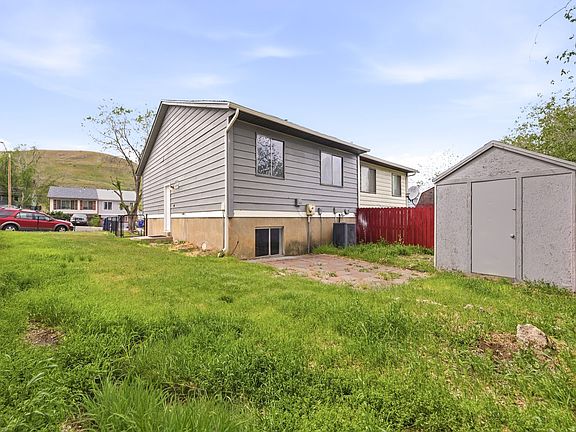 3rd image of 3177 S Copper Cove Cir W