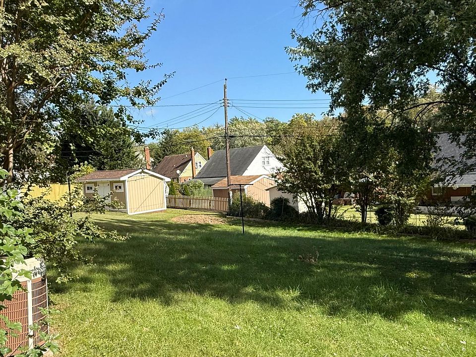 2nd image of 8111 Analee Ave