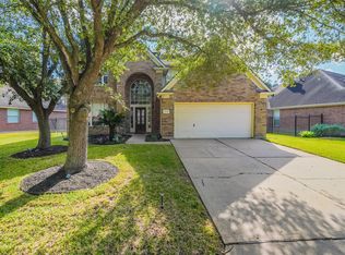 12107 Canyon Mills Dr, Houston, TX 77095