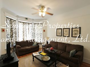 920 W Addison St APT 3F, Chicago, IL 60613