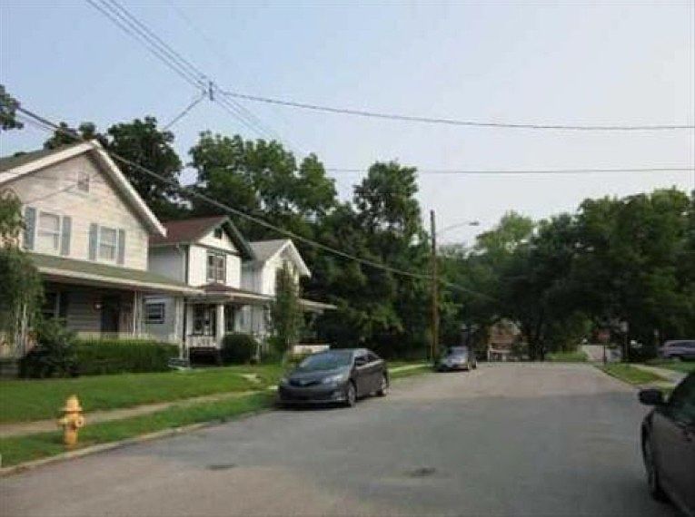 2nd image of 3136 Rosina Ave