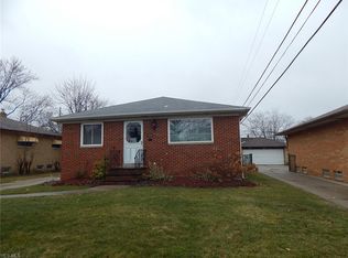5528 E 141st St, Maple Heights, OH